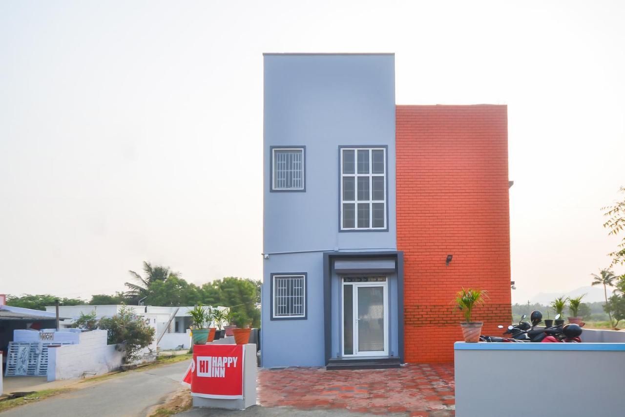 Oyo Flagship 48365 Hotel Shiva'S Castle Chalisgaon Exterior foto